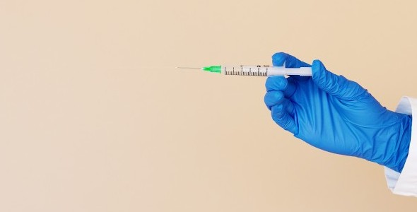 Comenzó la vacunación antigripal a embarazadas, puérperas y personas de 65 años o más