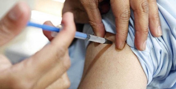 Carlos Paz continúa vacunando contra la fiebre amarilla