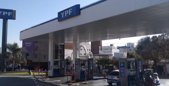 Continúan los despidos en la estación de servicio YPF Villafuel